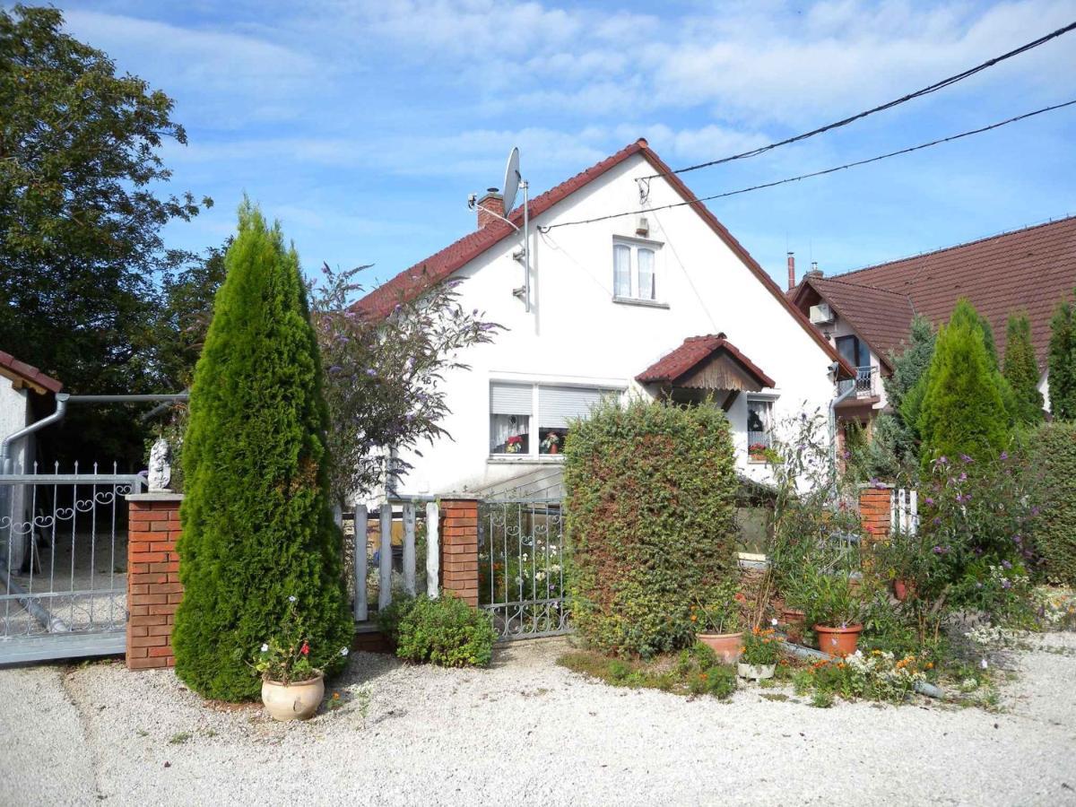 Apartment Balatonbereny 8 Exterior foto